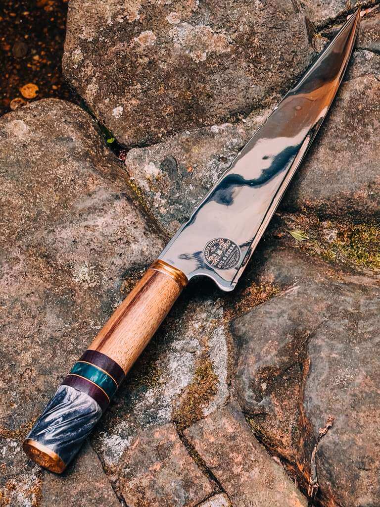 Faca Gaúcha de 10" com Cabo em Madeira Osso Torneado Pigmentado